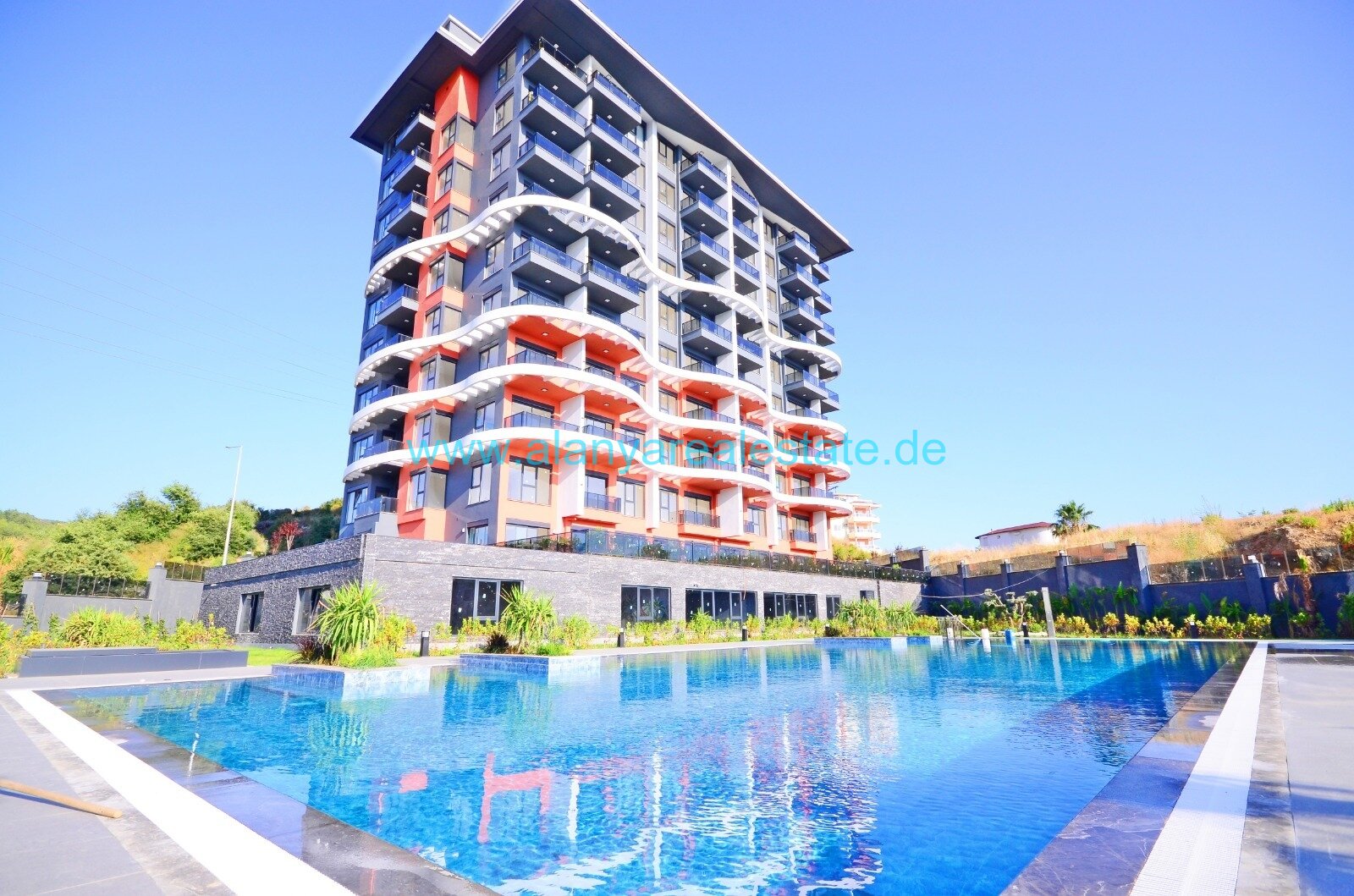 BEST OFFER Voll möblierte neue 2 Zimmer Wohnung mit Pool und Meerblick