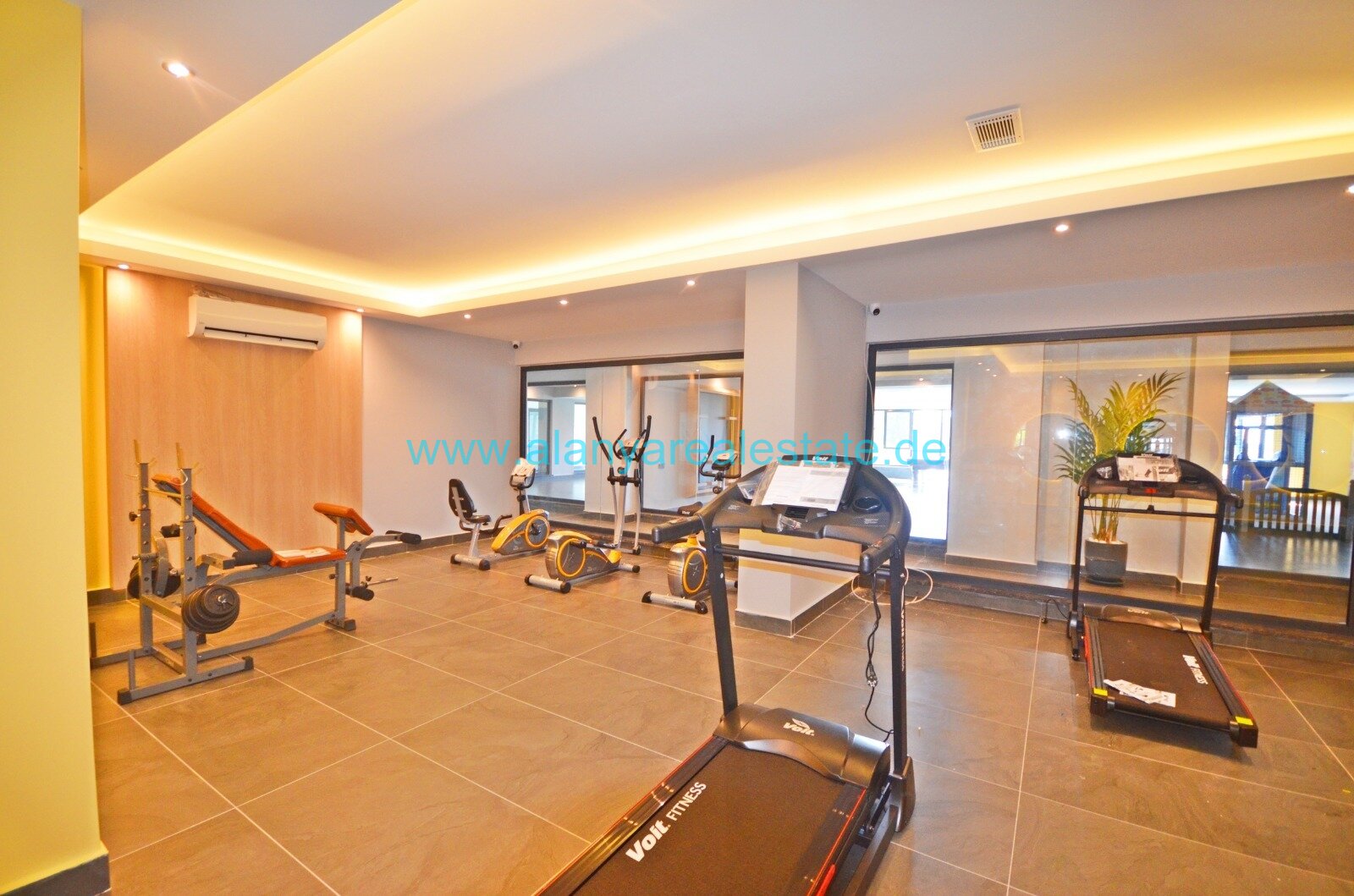 BEST OFFER Voll möblierte neue 2 Zimmer Wohnung mit Pool und Meerblick