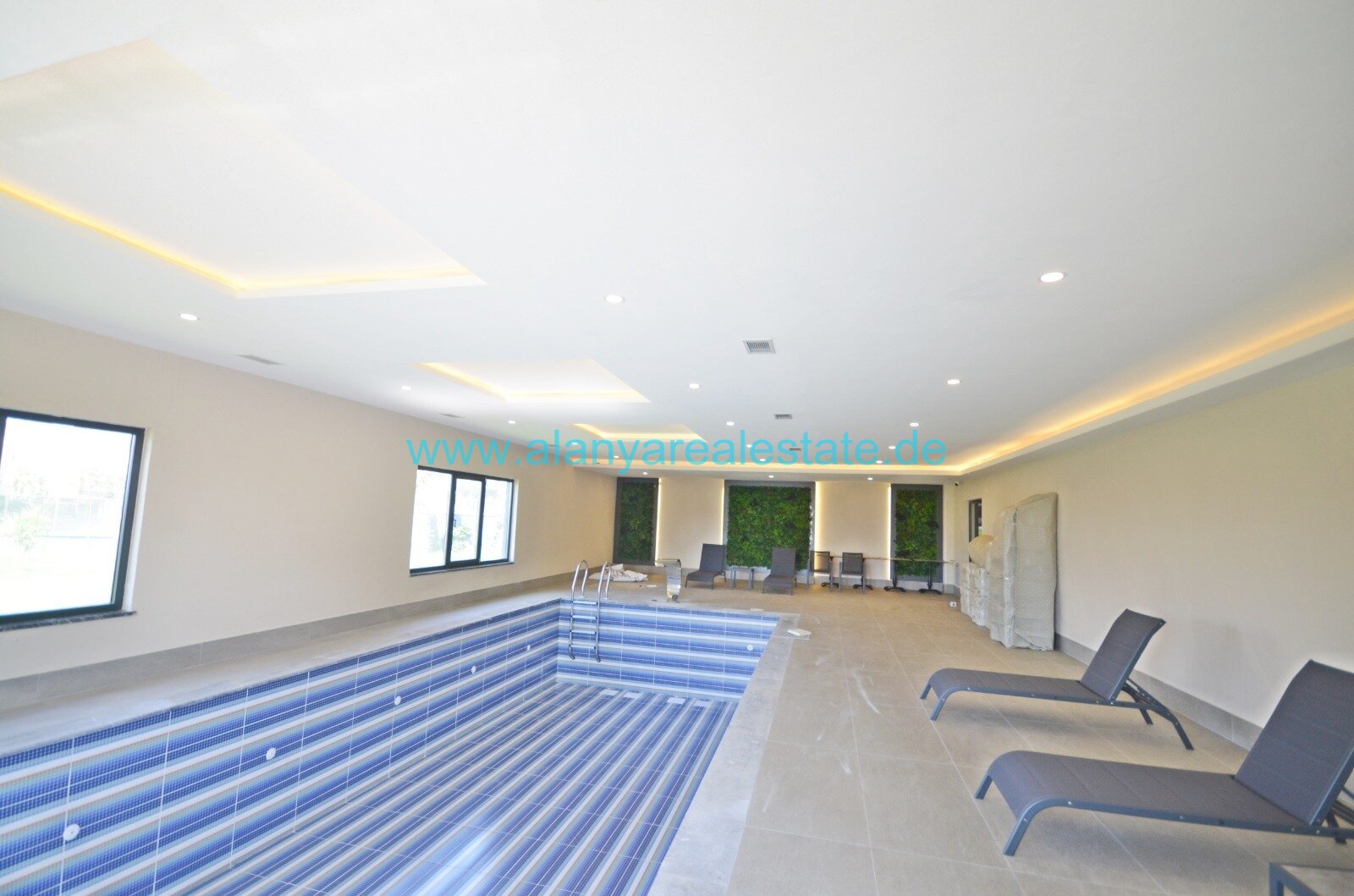 BEST OFFER Voll möblierte neue 2 Zimmer Wohnung mit Pool und Meerblick