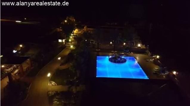 Voll möbliertes Duplex Penthaus gleich am Strand mit Pool und fantastischem Meerblick