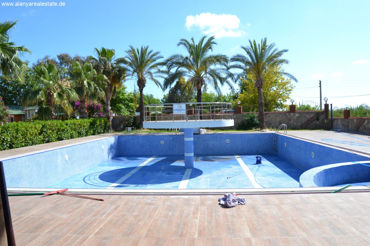 Voll möbliertes Duplex Penthaus gleich am Strand mit Pool und fantastischem Meerblick