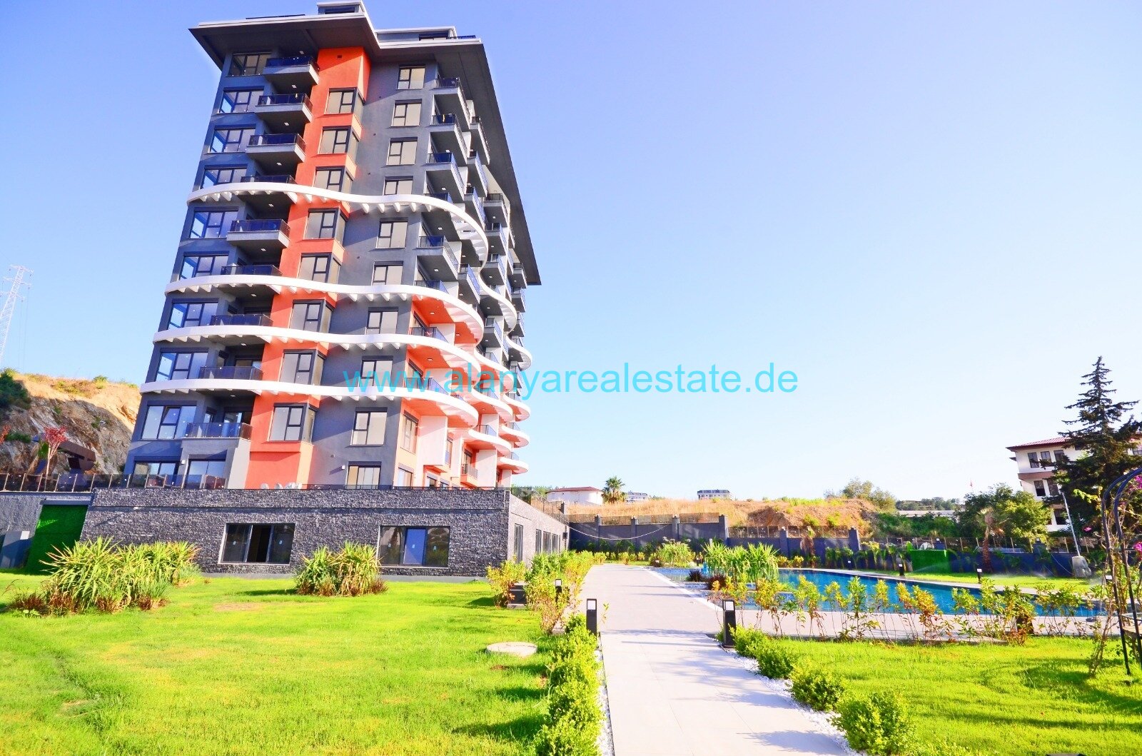 BEST OFFER Voll möblierte neue 2 Zimmer Wohnung mit Pool und Meerblick